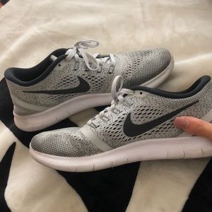 Grey Nike’s